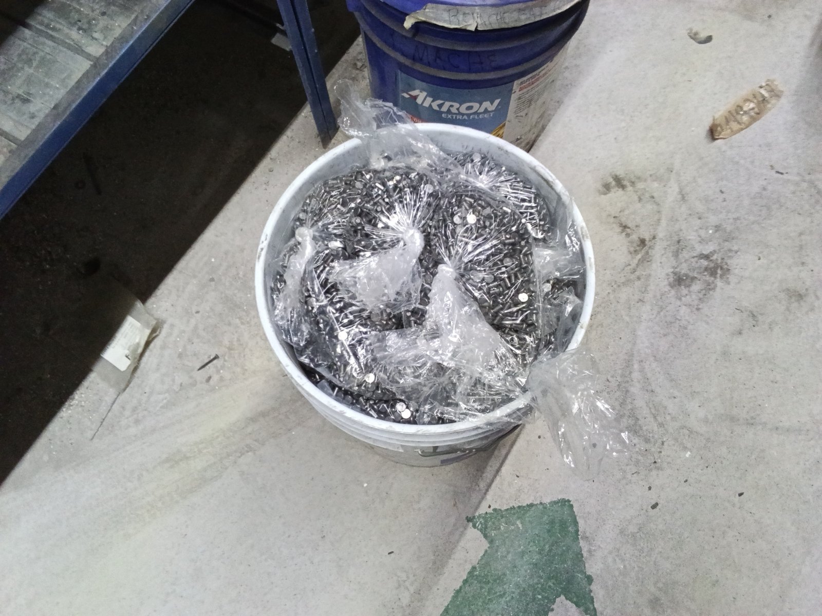 REMACHE #03 CABEZA PLANA